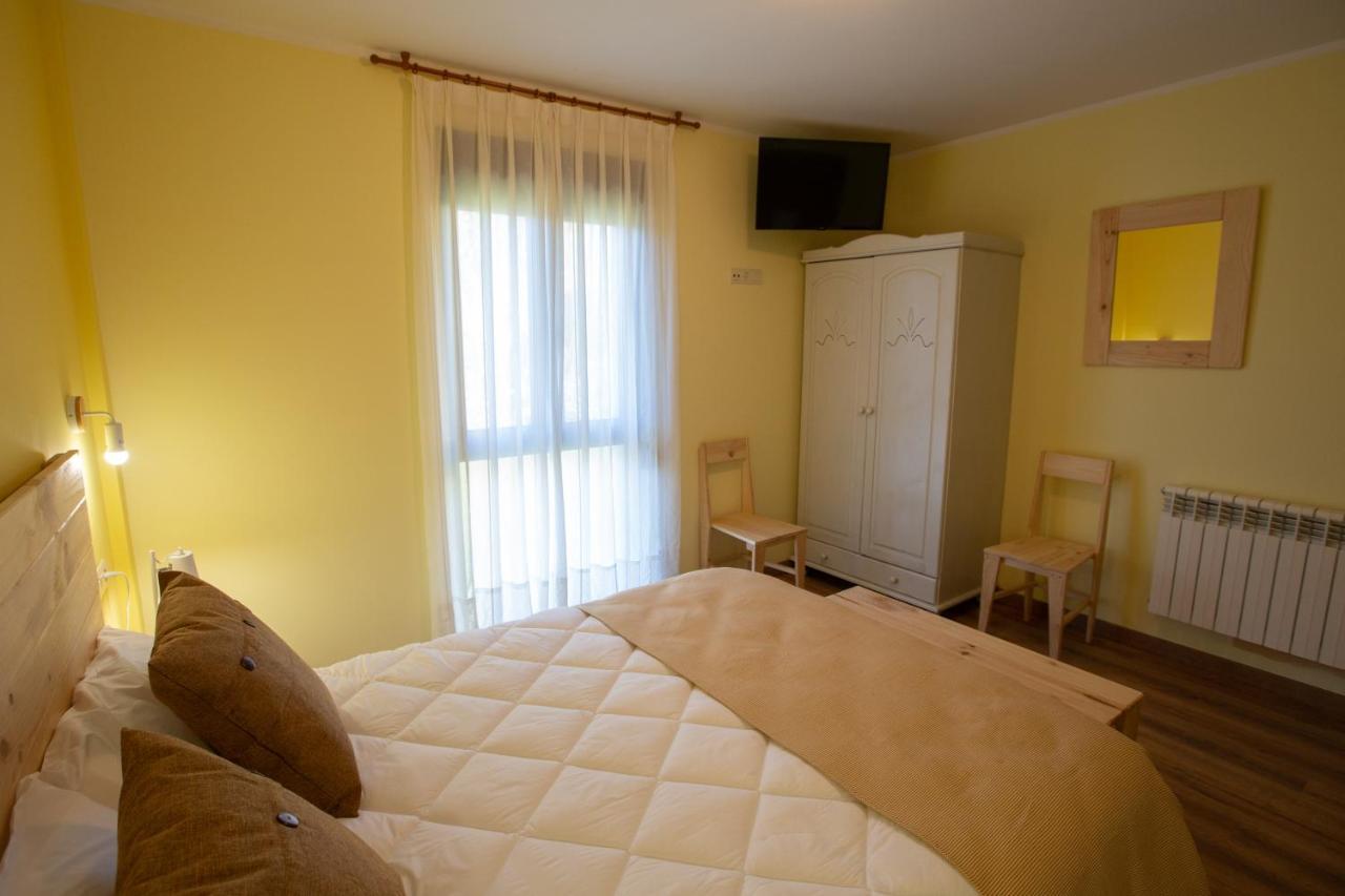 Hotel La Casona De Cardes à Onís Extérieur photo