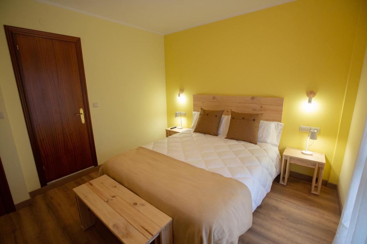 Hotel La Casona De Cardes à Onís Extérieur photo